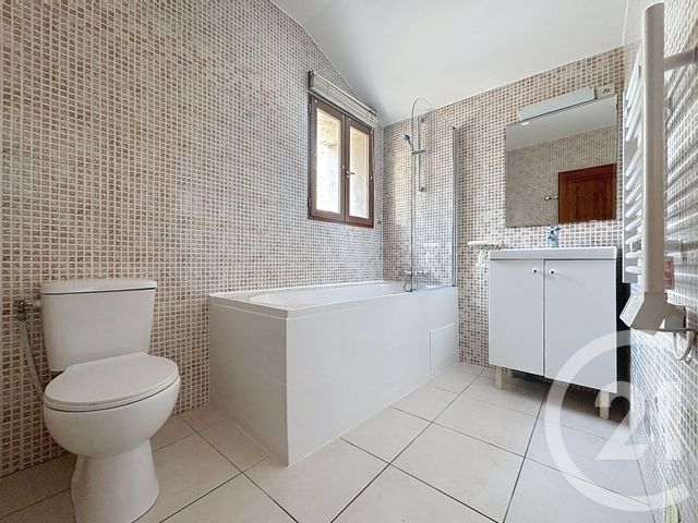 Appartement Duplex &agrave; louer - 3 pi&egrave;ces - 43,69 m2 - Neuville Sur Oise - 95 - ILE-DE-FRANCE