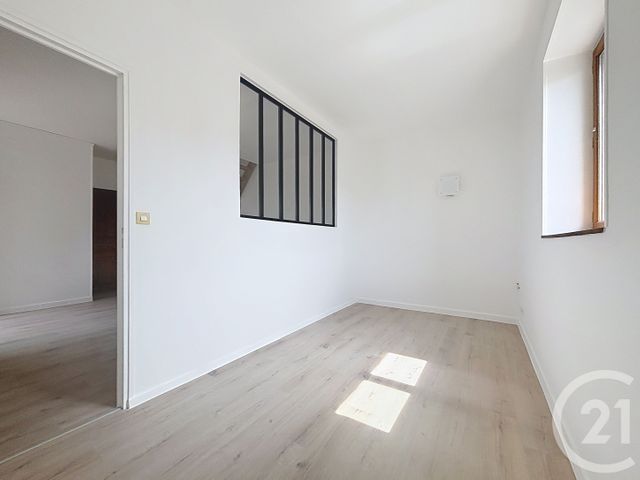 Appartement Duplex &agrave; louer - 3 pi&egrave;ces - 43,69 m2 - Neuville Sur Oise - 95 - ILE-DE-FRANCE