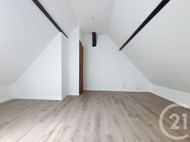 Appartement Duplex &agrave; louer - 3 pi&egrave;ces - 43,69 m2 - Neuville Sur Oise - 95 - ILE-DE-FRANCE