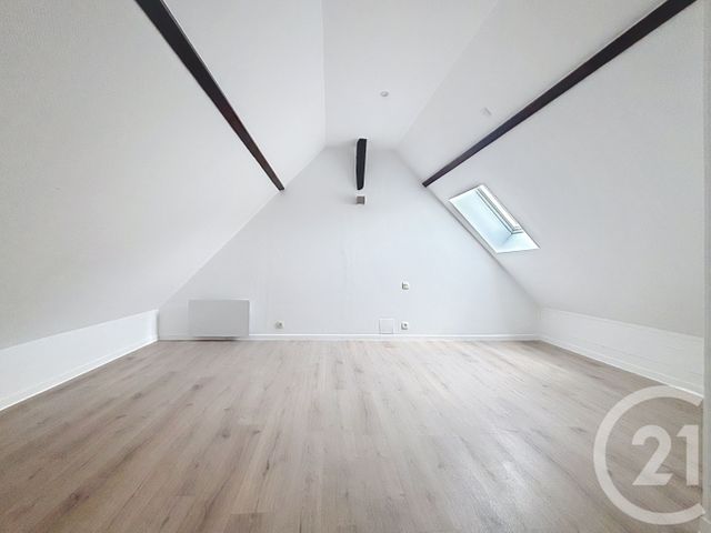 Appartement Duplex &agrave; louer - 3 pi&egrave;ces - 43,69 m2 - Neuville Sur Oise - 95 - ILE-DE-FRANCE