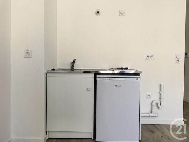 Appartement Studio &agrave; louer - 1 pi&egrave;ce - 26,30 m2 - Jouy Le Moutier - 95 - ILE-DE-FRANCE