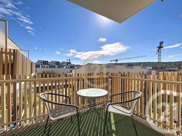 Appartement F2 &agrave; louer - 2 pi&egrave;ces - 37,70 m2 - Jouy Le Moutier - 95 - ILE-DE-FRANCE