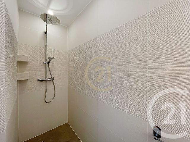 Appartement F3 &agrave; louer - 3 pi&egrave;ces - 63,17 m2 - Neuville Sur Oise - 95 - ILE-DE-FRANCE