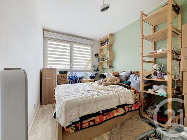 Appartement F3 &agrave; louer - 3 pi&egrave;ces - 61,05 m2 - Jouy Le Moutier - 95 - ILE-DE-FRANCE