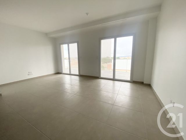 Appartement &agrave; louer - 3 pi&egrave;ces - 69,63 m2 - Port La Nouvelle - 11 - LANGUEDOC-ROUSSILLON