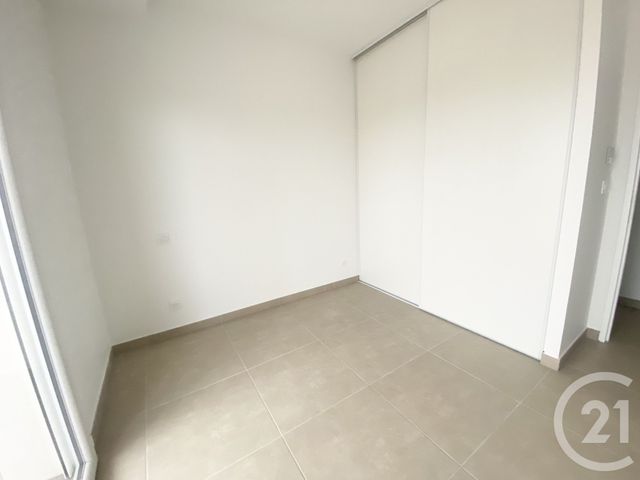 Appartement &agrave; louer - 3 pi&egrave;ces - 69,63 m2 - Port La Nouvelle - 11 - LANGUEDOC-ROUSSILLON