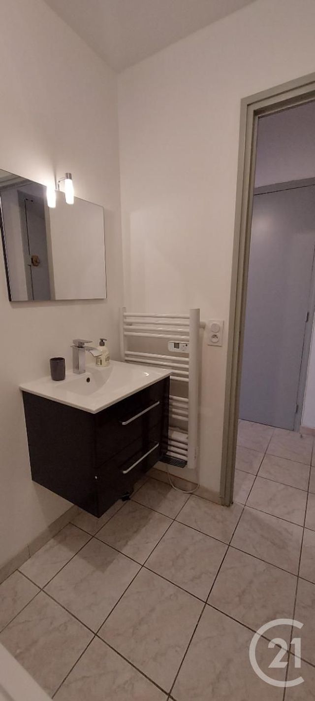 Appartement F1 &agrave; louer - 1 pi&egrave;ce - 31 m2 - Narbonne - 11 - LANGUEDOC-ROUSSILLON