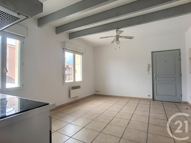 Appartement F2 &agrave; louer - 2 pi&egrave;ces - 41,60 m2 - Narbonne - 11 - LANGUEDOC-ROUSSILLON