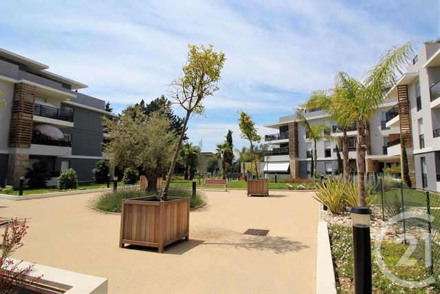 Appartement à vendre - 4 pièces - 75,15 m2 - Mougins - 06 - PROVENCE-ALPES-COTE-D-AZUR