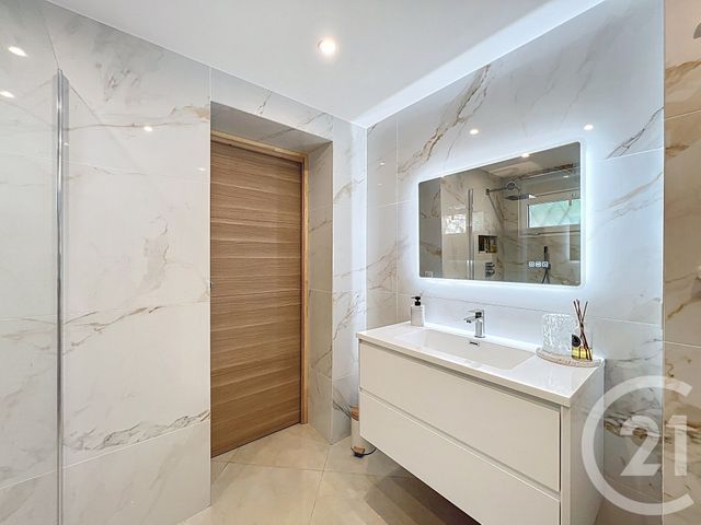 Maison à vendre - 4 pièces - 113,75 m2 - Cannes - 06 - PROVENCE-ALPES-COTE-D-AZUR