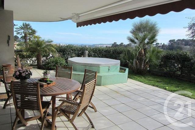 Appartement à vendre - 4 pièces - 132 m2 - Mougins - 06 - PROVENCE-ALPES-COTE-D-AZUR