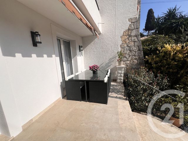 Appartement F4 à vendre - 4 pièces - 113,75 m2 - Cannes - 06 - PROVENCE-ALPES-COTE-D-AZUR