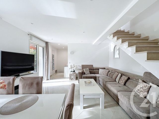 Appartement F4 à vendre - 4 pièces - 113,75 m2 - Cannes - 06 - PROVENCE-ALPES-COTE-D-AZUR