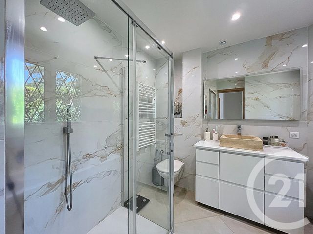 Appartement F4 à vendre - 4 pièces - 113,75 m2 - Cannes - 06 - PROVENCE-ALPES-COTE-D-AZUR