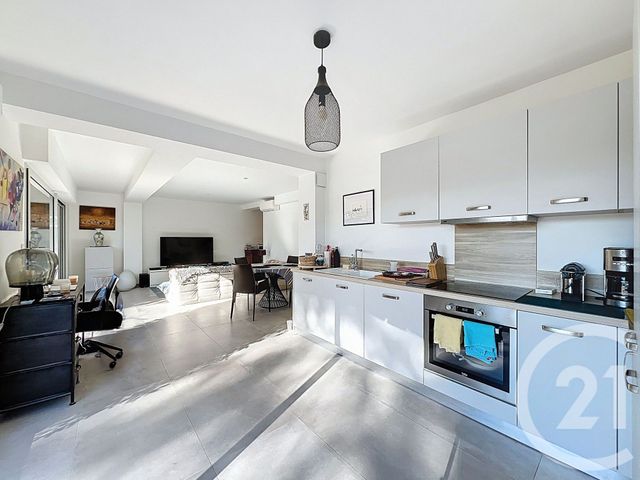 Appartement F3 à vendre - 3 pièces - 79,85 m2 - Mouans Sartoux - 06 - PROVENCE-ALPES-COTE-D-AZUR