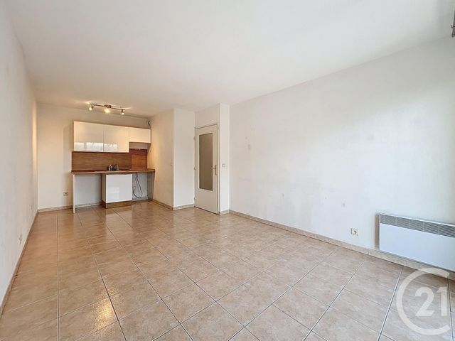 Appartement F2 à vendre - 2 pièces - 38 m2 - Mougins - 06 - PROVENCE-ALPES-COTE-D-AZUR