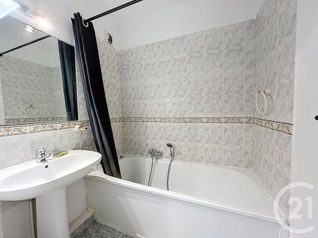 Appartement F2 à vendre - 2 pièces - 38 m2 - Mougins - 06 - PROVENCE-ALPES-COTE-D-AZUR