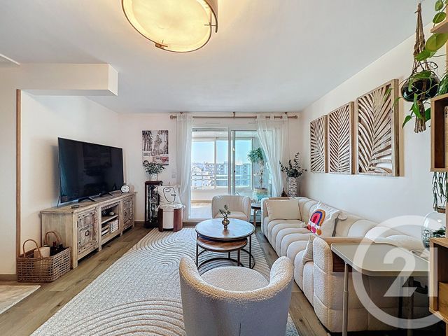 Appartement F4 &agrave; vendre - 4 pi&egrave;ces - 80,02 m2 - Le Golfe Juan - 06 - PROVENCE-ALPES-COTE-D-AZUR