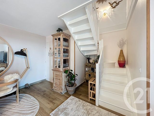 Appartement F4 &agrave; vendre - 4 pi&egrave;ces - 80,02 m2 - Le Golfe Juan - 06 - PROVENCE-ALPES-COTE-D-AZUR