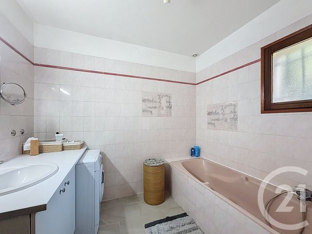 Maison &agrave; vendre - 5 pi&egrave;ces - 115 m2 - La Roquette Sur Siagne - 06 - PROVENCE-ALPES-COTE-D-AZUR