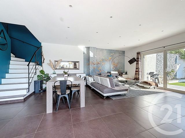 Maison &agrave; vendre - 5 pi&egrave;ces - 122 m2 - Mouans Sartoux - 06 - PROVENCE-ALPES-COTE-D-AZUR