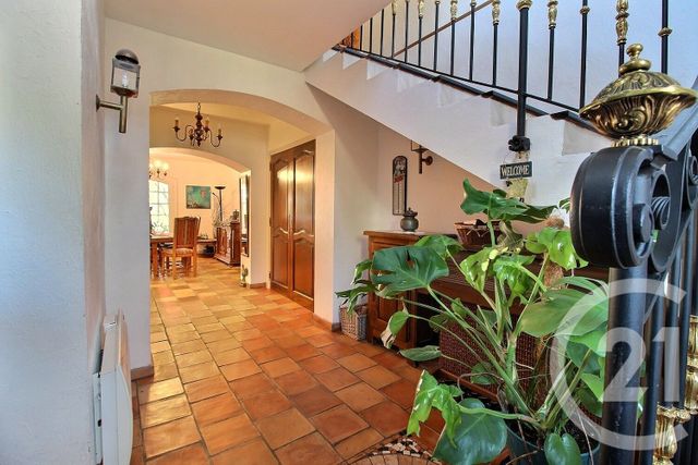 Maison &agrave; vendre - 8 pi&egrave;ces - 253 m2 - Mouans Sartoux - 06 - PROVENCE-ALPES-COTE-D-AZUR