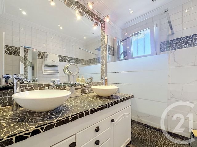 Maison &agrave; vendre - 5 pi&egrave;ces - 138 m2 - Mouans Sartoux - 06 - PROVENCE-ALPES-COTE-D-AZUR