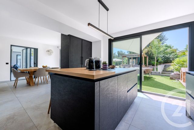Maison &agrave; vendre - 5 pi&egrave;ces - 183 m2 - Mougins - 06 - PROVENCE-ALPES-COTE-D-AZUR