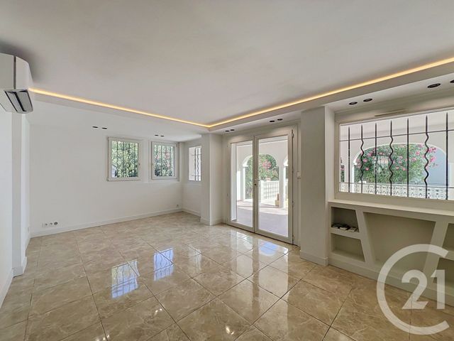 Maison &agrave; vendre - 6 pi&egrave;ces - 147,49 m2 - Mandelieu La Napoule - 06 - PROVENCE-ALPES-COTE-D-AZUR
