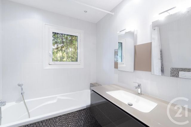Maison &agrave; vendre - 7 pi&egrave;ces - 235 m2 - Mougins - 06 - PROVENCE-ALPES-COTE-D-AZUR