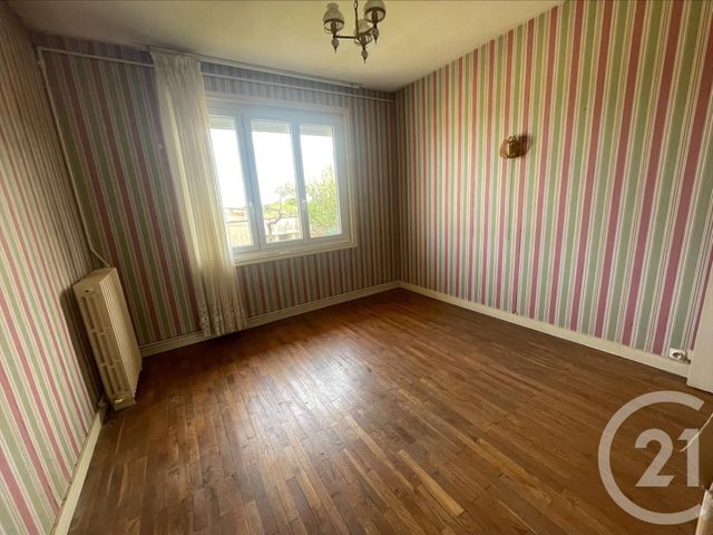 Maison à vendre - 5 pièces - 93,38 m2 - Chatillon Sur Thouet - 79 - POITOU-CHARENTES