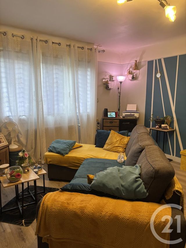 Maison à vendre - 7 pièces - 79,30 m2 - Parthenay - 79 - POITOU-CHARENTES