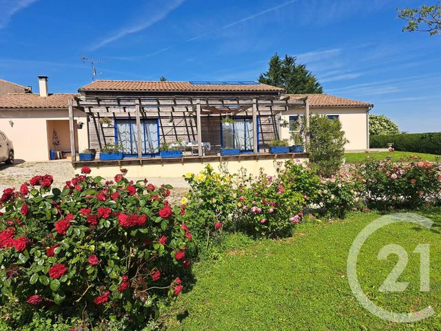 Maison &agrave; vendre - 6 pi&egrave;ces - 154,47 m2 - Champdeniers St Denis - 79 - POITOU-CHARENTES