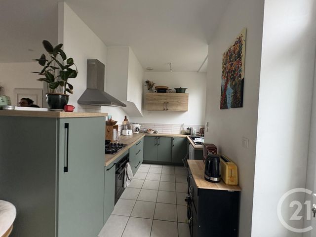 Maison &agrave; vendre - 4 pi&egrave;ces - 84,21 m2 - Parthenay - 79 - POITOU-CHARENTES