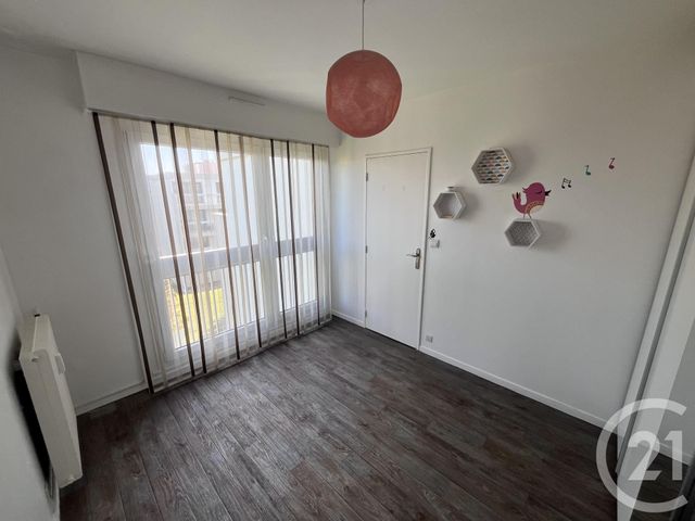 Appartement F2 à vendre - 2 pièces - 55 m2 - Franconville La Garenne - 95 - ILE-DE-FRANCE