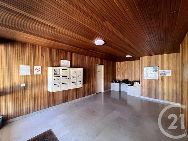 Appartement F2 à vendre - 2 pièces - 55 m2 - Franconville La Garenne - 95 - ILE-DE-FRANCE