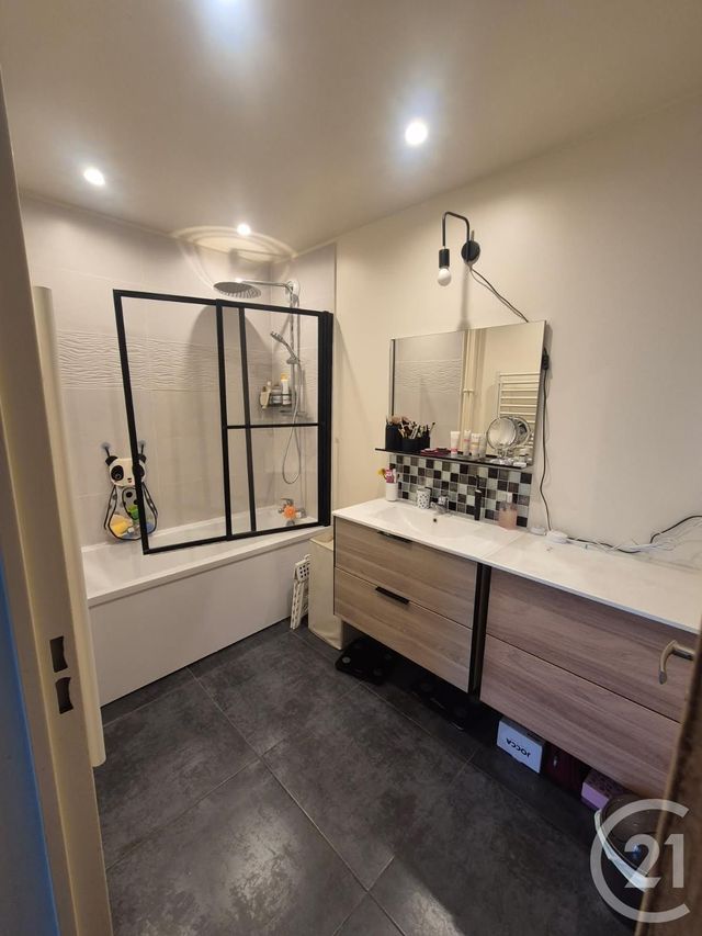 Appartement F3 à vendre - 3 pièces - 75,91 m2 - Franconville La Garenne - 95 - ILE-DE-FRANCE