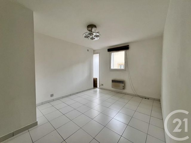 Appartement F2 &agrave; louer - 2 pi&egrave;ces - 25,33 m2 - Montesson - 78 - ILE-DE-FRANCE