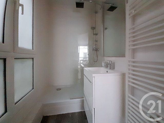 Appartement F1 &agrave; louer - 1 pi&egrave;ce - 26,60 m2 - Paris - 75014 - ILE-DE-FRANCE