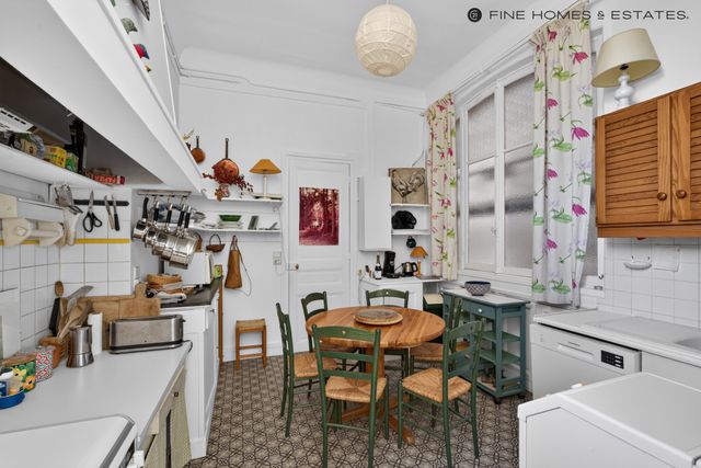 Appartement F5 &agrave; vendre - 5 pi&egrave;ces - 152,71 m2 - Paris - 75006 - ILE-DE-FRANCE