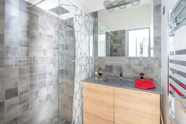 Appartement à vendre - 4 pièces - 92 m2 - Paris - 75014 - ILE-DE-FRANCE