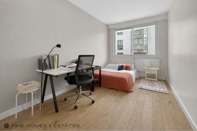 Appartement F5 &agrave; vendre - 5 pi&egrave;ces - 122,95 m2 - Paris - 75014 - ILE-DE-FRANCE