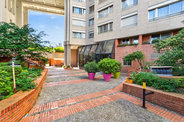 Appartement F5 &agrave; vendre - 5 pi&egrave;ces - 105,09 m2 - Paris - 75014 - ILE-DE-FRANCE