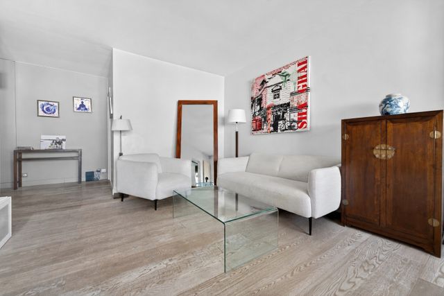 Appartement F5 &agrave; vendre - 5 pi&egrave;ces - 105,09 m2 - Paris - 75014 - ILE-DE-FRANCE
