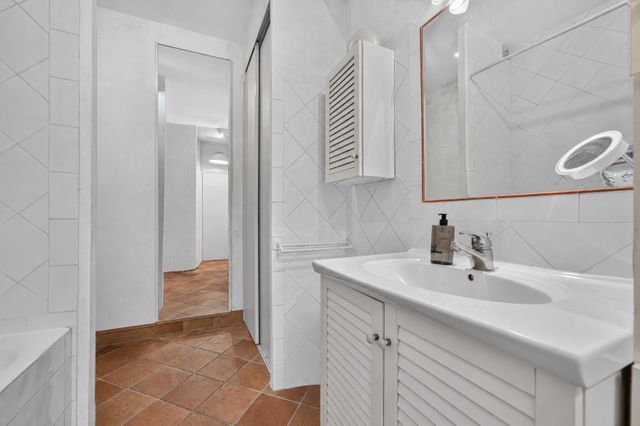 Appartement Atelier d'artiste &agrave; vendre - 5 pi&egrave;ces - 127,21 m2 - Paris - 75014 - ILE-DE-FRANCE