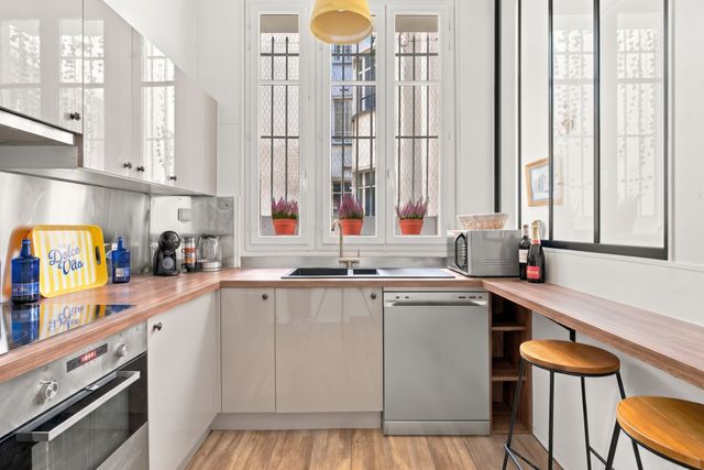 Appartement T5 &agrave; louer - 5 pi&egrave;ces - 105,51 m2 - Paris - 75006 - ILE-DE-FRANCE