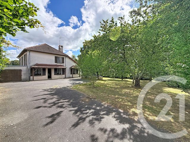 Maison &agrave; vendre - 7 pi&egrave;ces - 201,80 m2 - St Sulpice Le Gueretois - 23 - LIMOUSIN