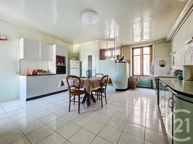 Maison à vendre - 6 pièces - 237 m2 - Jarnages - 23 - LIMOUSIN