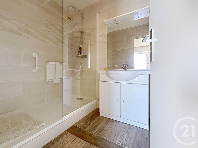 Appartement T5 à vendre - 5 pièces - 118 m2 - Gueret - 23 - LIMOUSIN