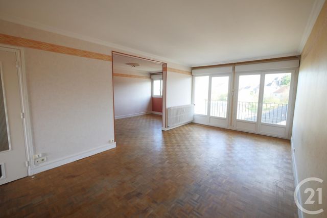 Appartement F5 à louer - 5 pièces - 90 m2 - Gueret - 23 - LIMOUSIN